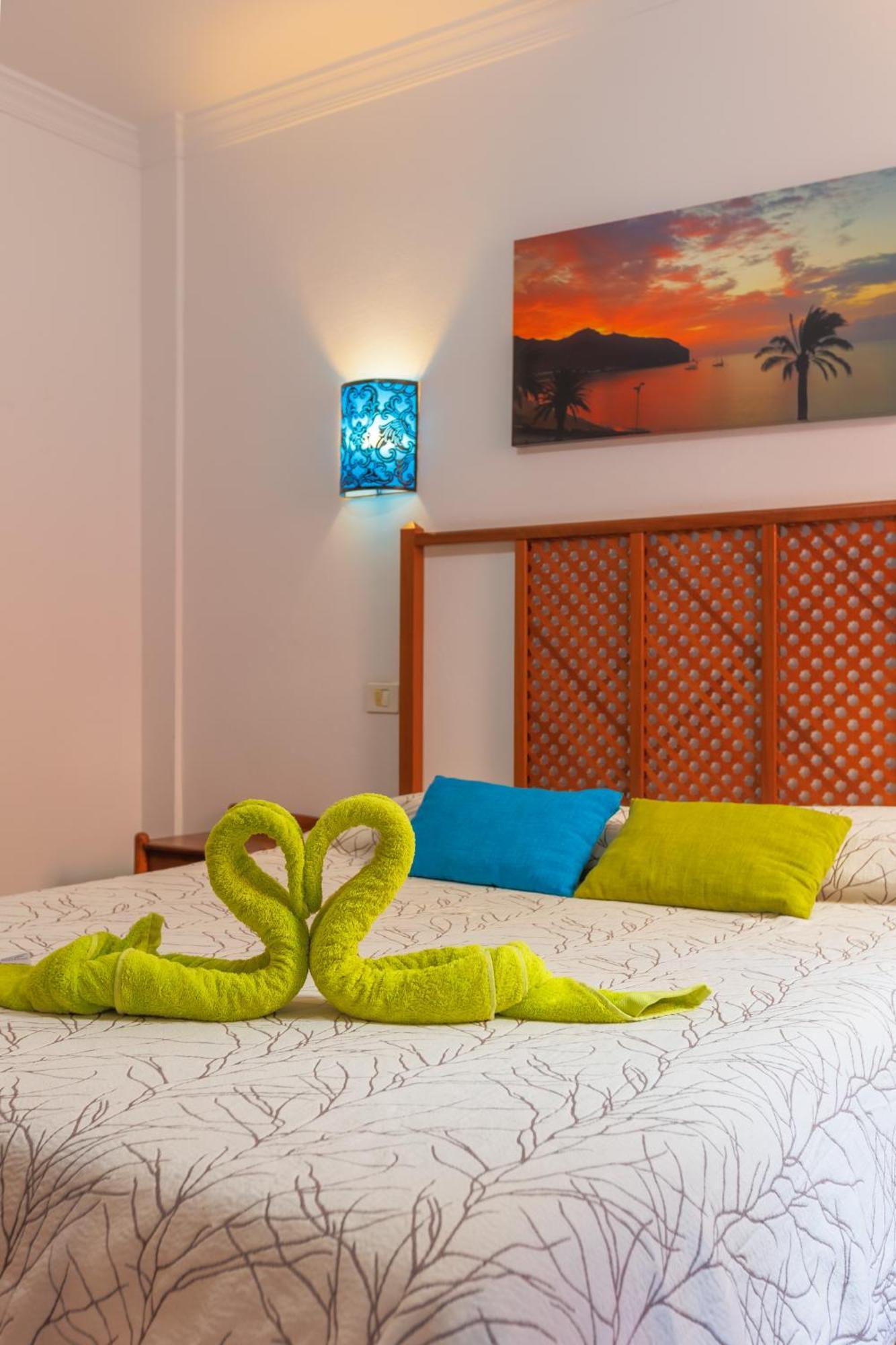 Los Marineros Apartment กราน ตาราฮาล ภายนอก รูปภาพ